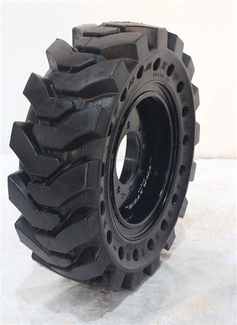 flat proof skid steer tires